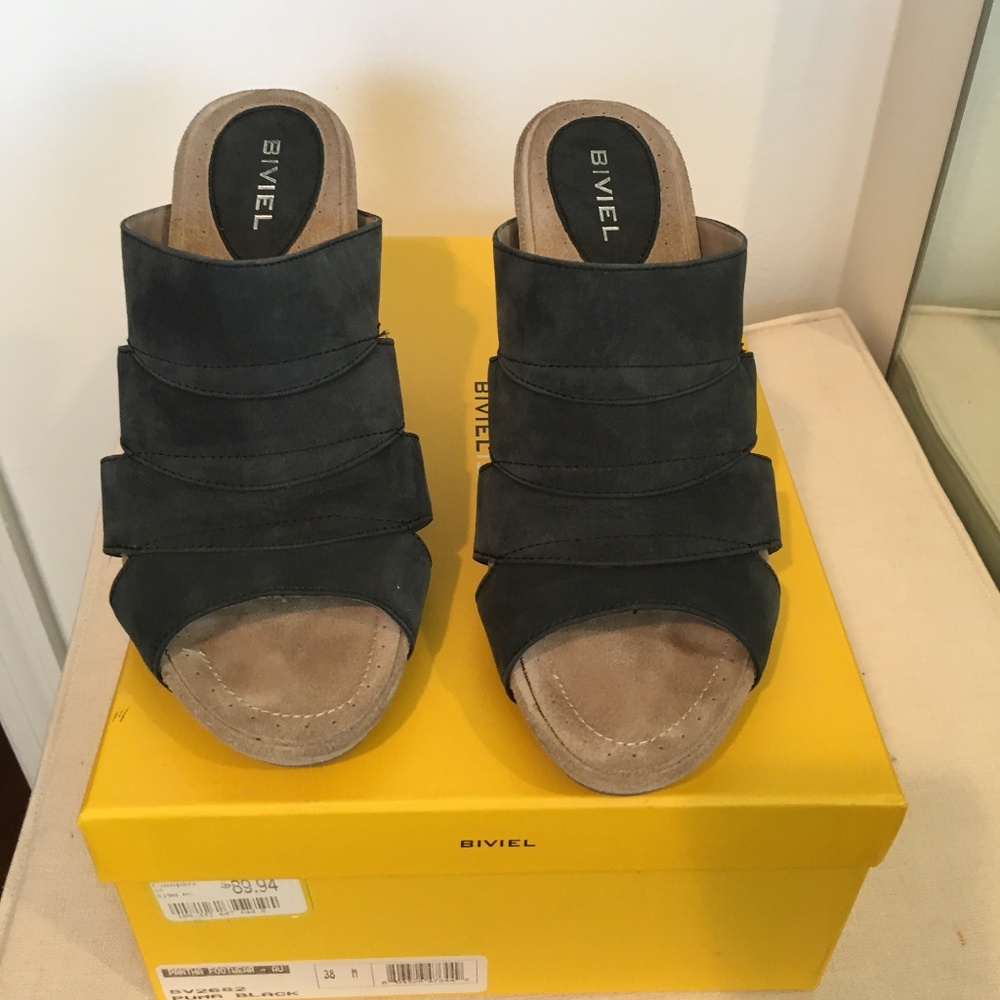 sandals